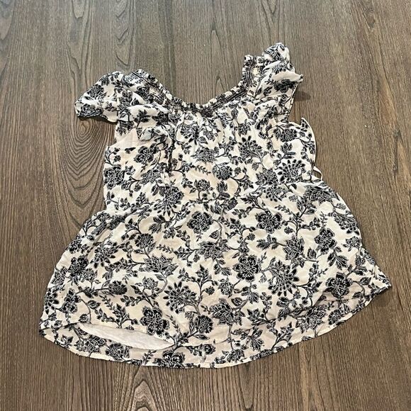 Doe and Rae Short Puff Sleeve Blouse White Black Floral Size L - Picture 1 of 4